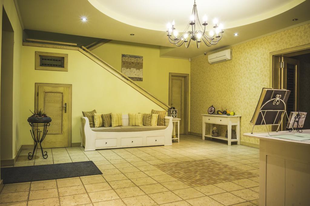 Diva Kacica Restaurant & Pansion Hotel Komárno Eksteriør billede