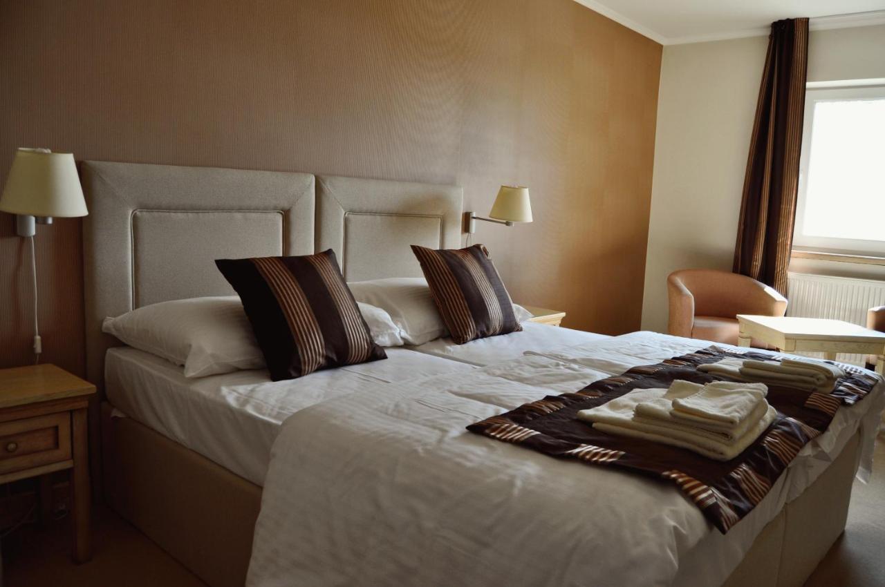 Diva Kacica Restaurant & Pansion Hotel Komárno Værelse billede